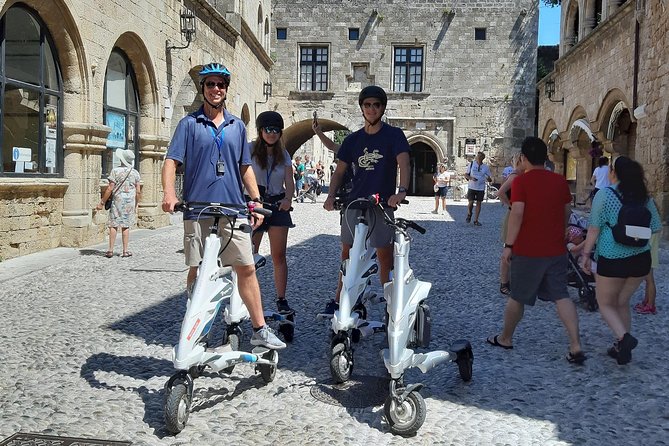 Explore the new town and the medieval town of Rhodes on scooters - 3 hours - Aquarium, coast views, and the final harbor stretch