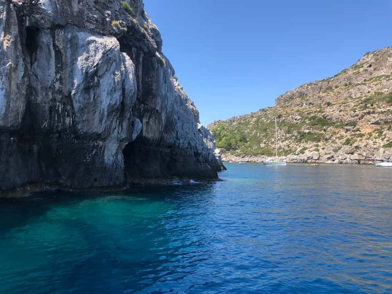 Faliraki: Yellow Sub Cruise to Anthony Quinn Bay & the Caves - Anthony Quinn Bay: the main attraction