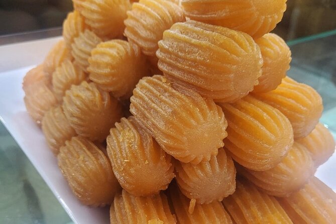 Food Tour in Mykonos - Famous Tastings - Matoyianni Alley and the feel of Mykonos Town