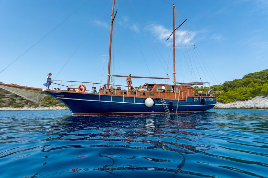 From Athens: Aegina, Agistri and Metopi Day Cruise w/ Lunch - FAQ