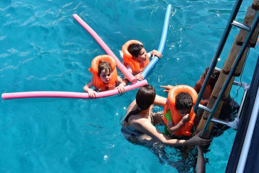 From Athens: Agistri, Moni & Aegina Day Cruise with Swimming - A Greek lunch with plenty of drinks