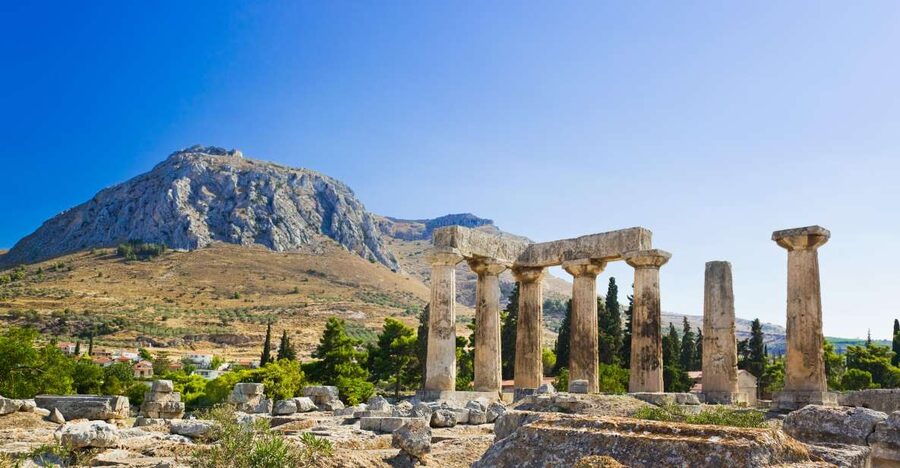 From Athens: Ancient Corinth Day Trip with Canal & VR Guide - Corinth Canal: 45 minutes beside a giant cut in the rock