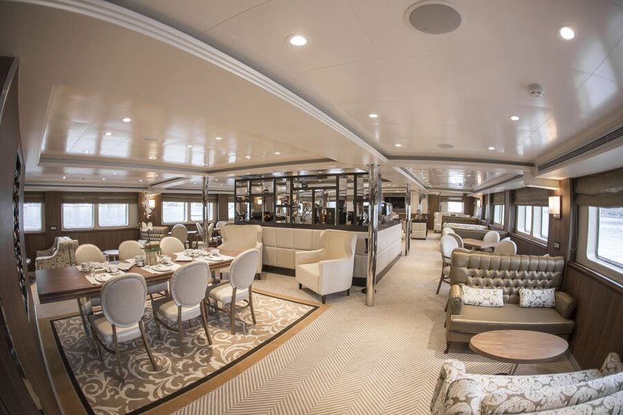 From Athens: Hydra, Poros & Aegina Cruise with Buffet Lunch - The early bus from central Athens