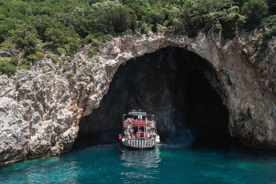 From Benitses/Lefkimmi: Blue Lagoon & Papanikolis Cruise - Blue Lagoon, the longest swimming stop