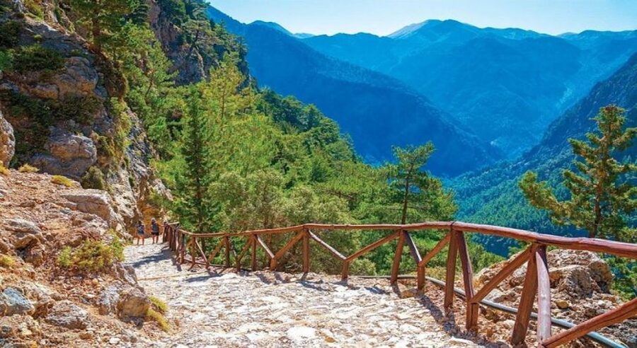From Chania/Rethymno: Samariá Gorge Guided Hike with Pickup - Who Should Choose This Day Trip?