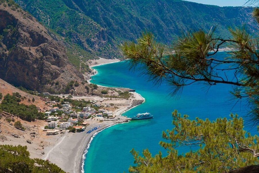 From Chania: Samaria Gorge with Professional Hiking Guide - Why this organized Samaria Gorge trip makes sense