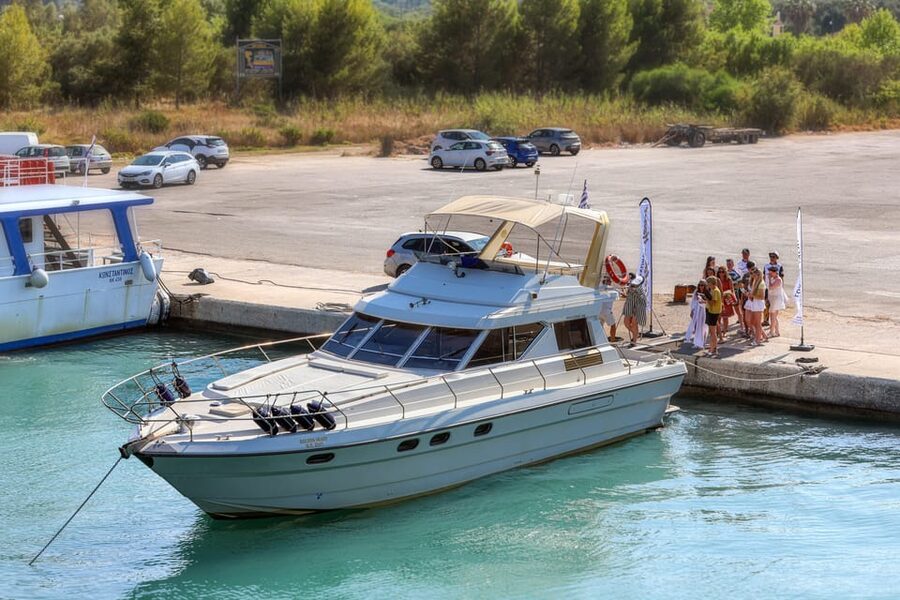 From Corfu: Luxury Yacht Cruise to Paxos and Antipaxos - Starting at Lefkimmi Port at 9:00