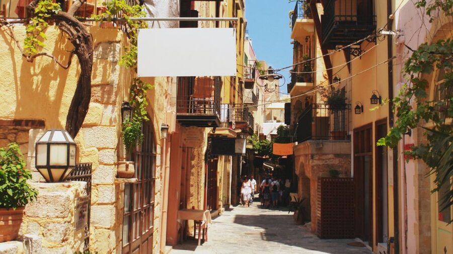 From Heraklion: Chania Town, Kournas Lake, and Rethymno Tour - Kournas Lake: water, mountains, and extra costs