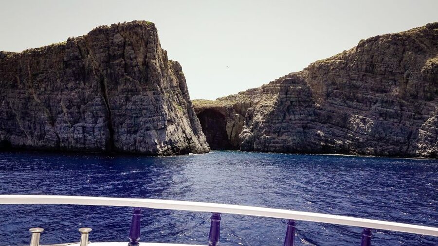 From Heraklion: Elounda, Kolokitha, and Spinalonga Boat Trip - Barbarossa Cave and the photo stop