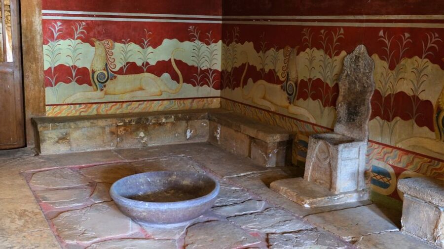 From Heraklion: Historical Center City Tour & Knossos Palace - Is $47 good value after the extra fees?