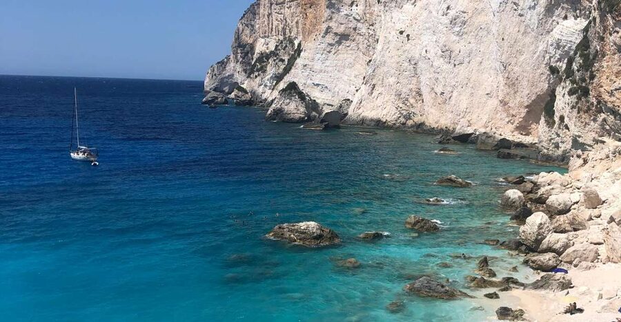 From Lefkimmi: Paxos, Antipaxos & Blue Caves Boat Tour - Key points before you book