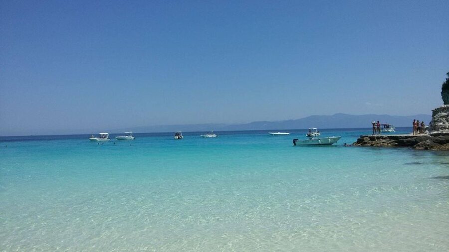 From Lefkimmi: Paxos, Antipaxos & Blue Caves Boat Tour - Is $67 good value for seven hours?
