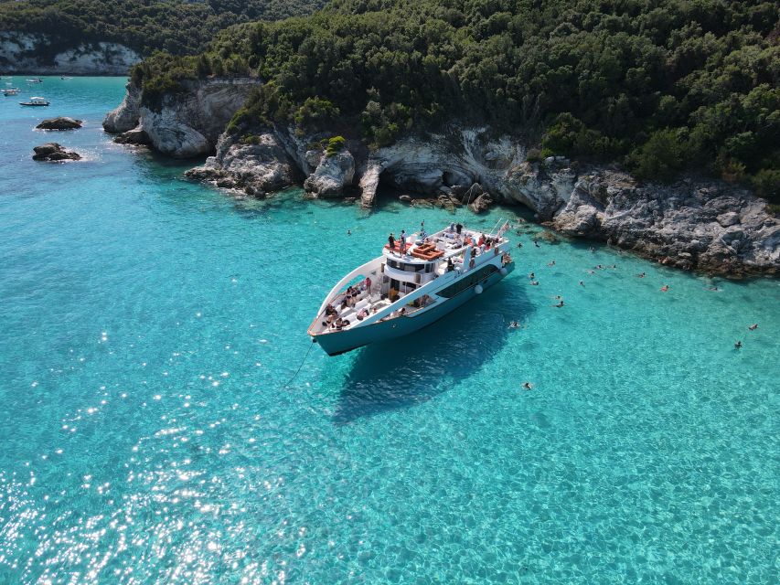 From Lefkimmi: Paxos, Antipaxos & Blue Caves Speedboat Tour - The day at a glance
