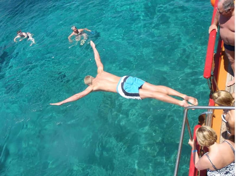 From Naxos: Koufonisia Boat Cruise and Rina's Cave w/ Lunch - Is $94 good value?