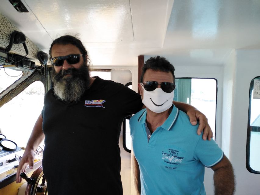 From Rethymno: Kourtaliotiko, Preveli Palm Beach, & Damnoni - Guides, buses, and the daily rhythm