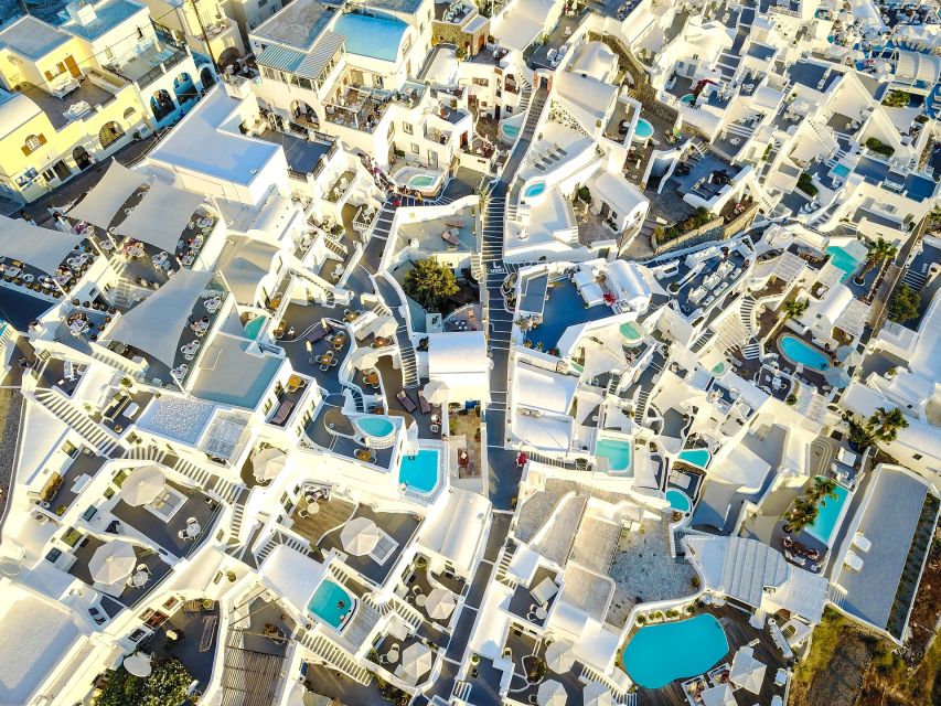 From Rethymno: Santorini Guided Tour and Cruise from Crete - Oia in 90 Minutes