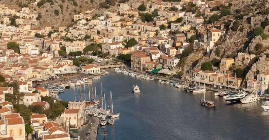 From Rhodes: Boat Trip to Symi Island with Hotel Transfer - Sponges, chapels, and the island’s religious sites