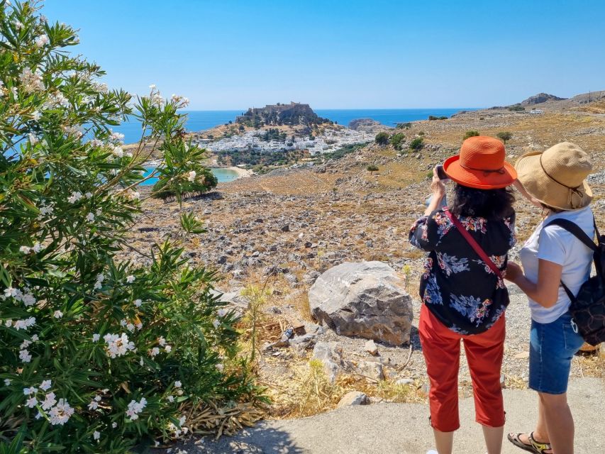 From Rhodes: Lindos Round-Trip Bus Transfer with Free Time - The return drive and Amphitheatre Hill photo stop
