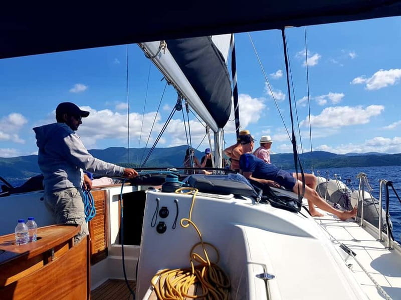 From Skiathos Marina: Yacht Sailing Day Trip with Lunch - What the $137 price really includes