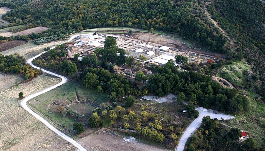 From Thessaloniki: Aigai Royal Tombs & Pella Museum Day Trip - Timing, comfort, and the real cost