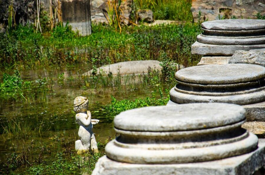 From Thessaloniki:Day Trip to Dion, Litochoro &Mount Olympus - A 40 to 60 Minute Walk Through Enipeas Gorge