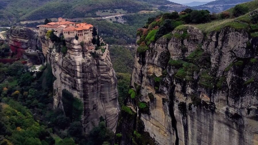 From Thessaloniki: Meteora Small Group Day Trip - Who should take this day trip?
