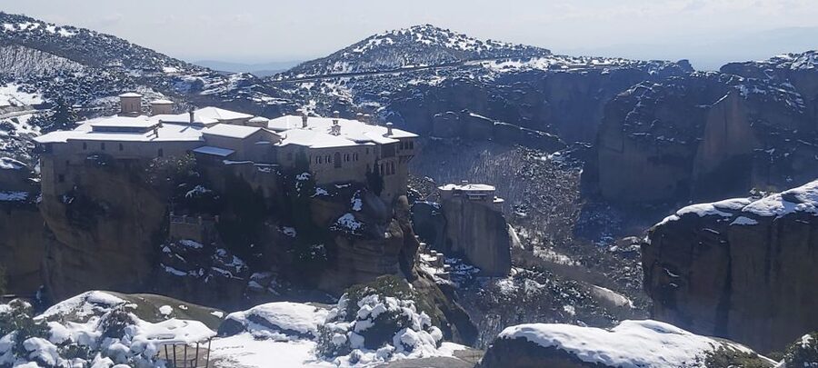 From Thessaloniki: Private Day Trip to Meteora with Transfer - The road from Thessaloniki to Kalabaka