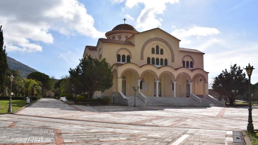 From Zakynthos: Full-Day Tour of Kefalonia - Who will enjoy this day most
