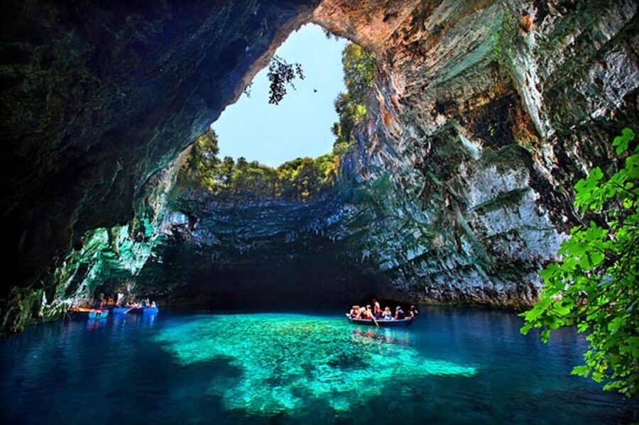 From Zakynthos: Kefalonia Island Full Day Tour by Bus & Boat - Early pickup and the ferry from Agios Nikolaos
