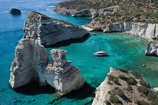 Half Day Boat Tour to Kleftiko Milos - Snacks, raki, and the relaxed side of the cruise