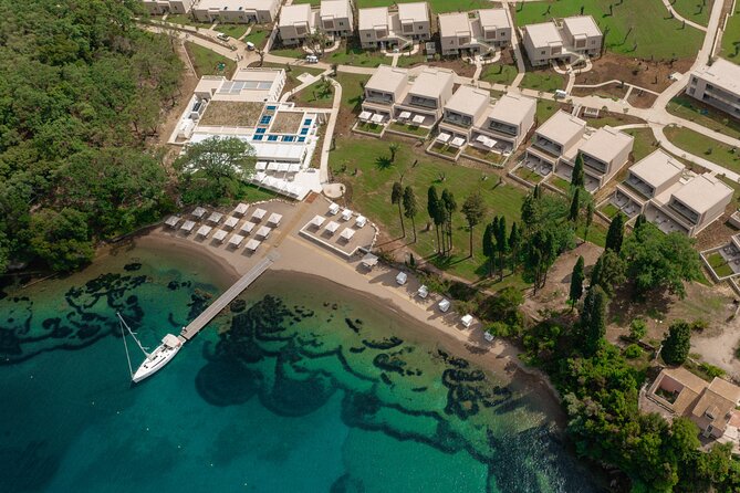 Half Day Cruise on a Sailing Yacht in Corfu Island - Crew service and the personal touch