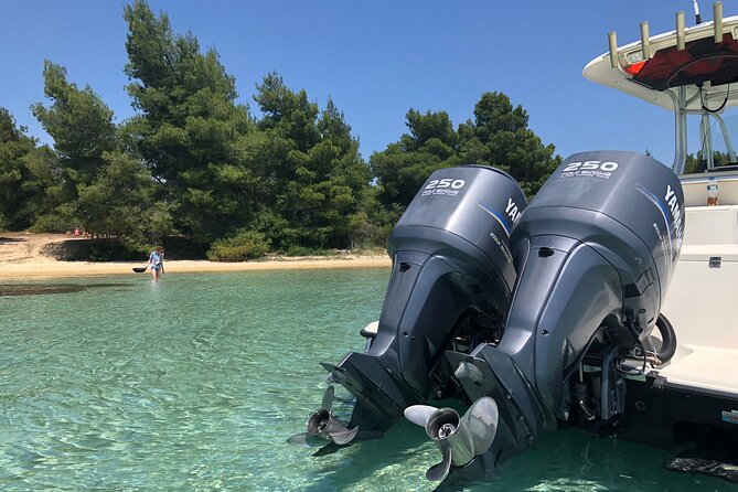 Halkidiki: Vourvourou 4hr Refreshment Cruise - Boat comfort, captain service, and refreshments