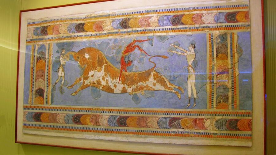 Heraklion Archaeological Museum Ticket & Audio Guide - Museum timing and small practical details