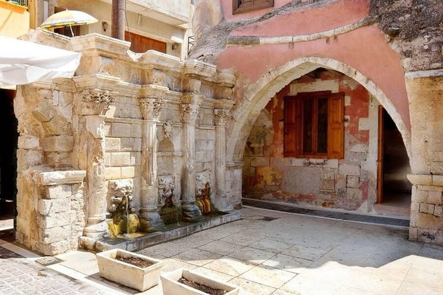 Heraklion:Day trip to Chania old Town,Kournas Lake& Rethymno - Rethymno: old streets after the lake