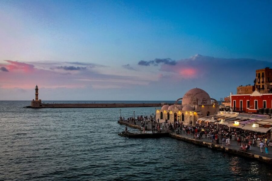 Heraklion:Day trip to Chania old Town,Kournas Lake& Rethymno - Three stops, one tight schedule