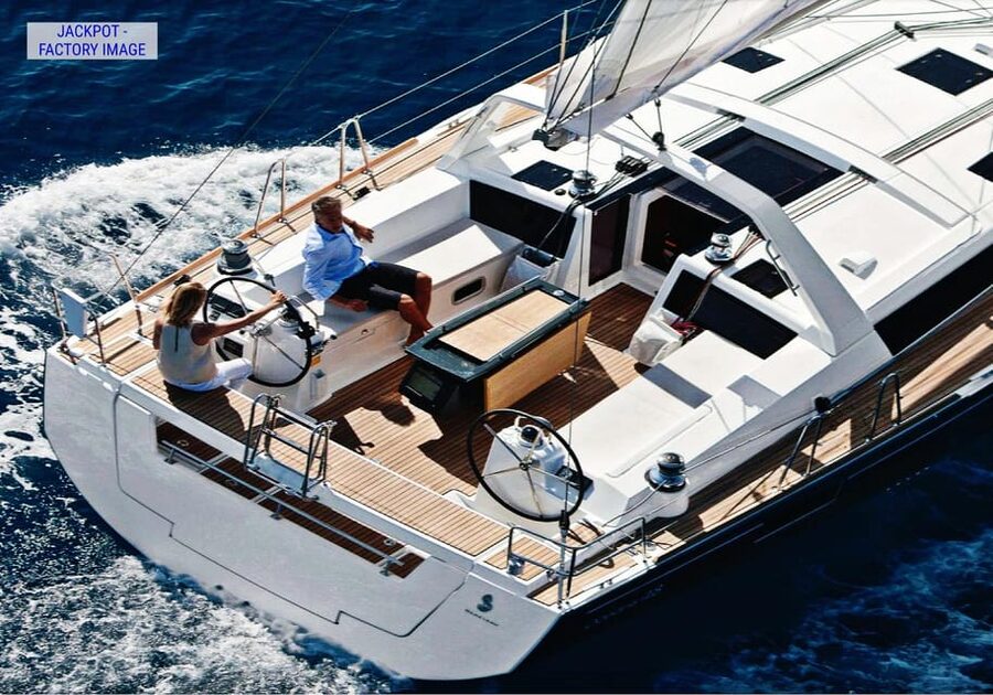 Heraklion: Dia Island Luxury Sailing Trip with Meal & Drinks - Should you book the Dia Island cruise?