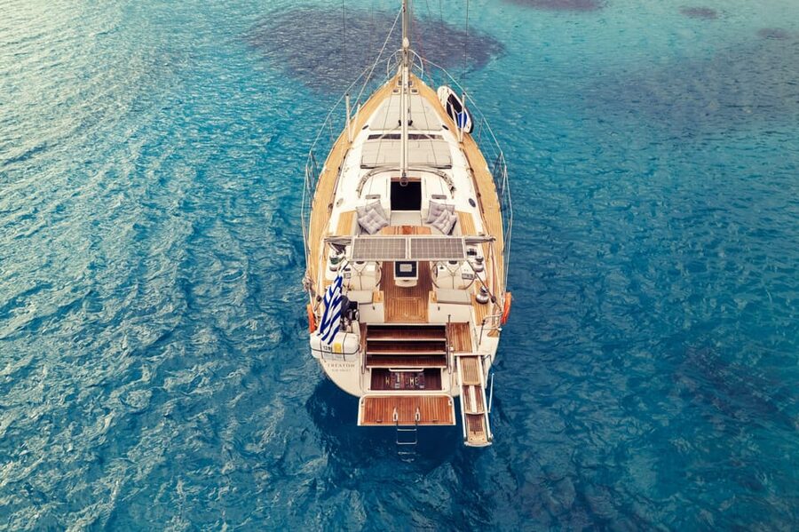 Heraklion: Dia Island Luxury Sailing Trip with Meal & Drinks - Morning or sunset: choosing the right departure