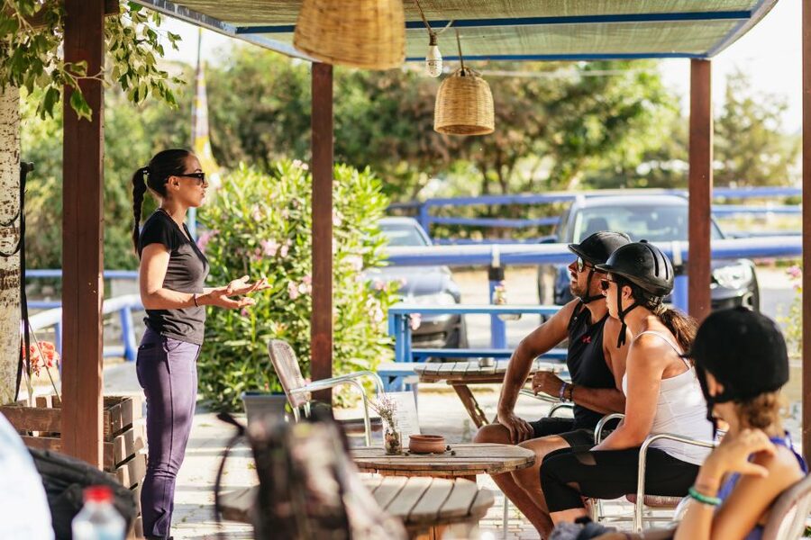 Heraklion: Finikia Horse Riding Tour with Lunch or Dinner - Morning lunch or afternoon dinner at the farm