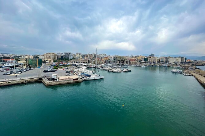 Heraklion Highlights: Knossos, Museum & Historic City Drive - A short harbor stop at Koules Fortress
