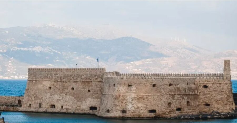 Heraklion: Hop-on Hop-off Open Top Bus Sightseeing Tour - Key points at a glance