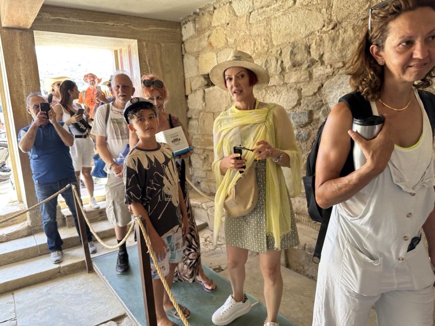 Heraklion: Knossos Private Guided Tour & Skip-the-Line Entry - Who should book this Knossos experience?
