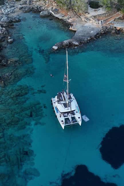 Heraklion Luxury Catamaran Dia Isla -Gourmet Lunch Top Rated - Reaching Dia Island and its mythic setting