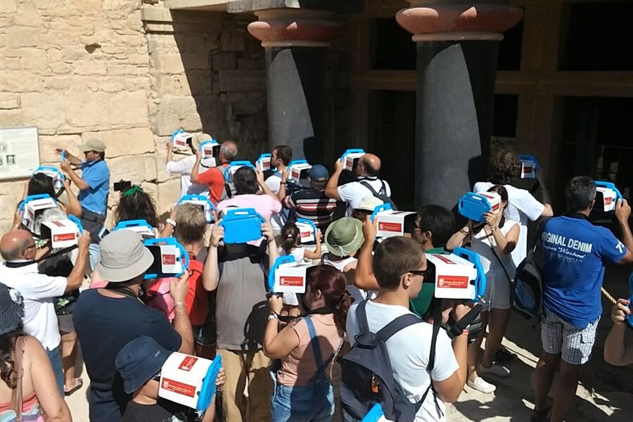 Heraklion: Palace of Knossos 3D Virtual Audio Tour by Tablet - The best part: seeing lost rooms restored on screen