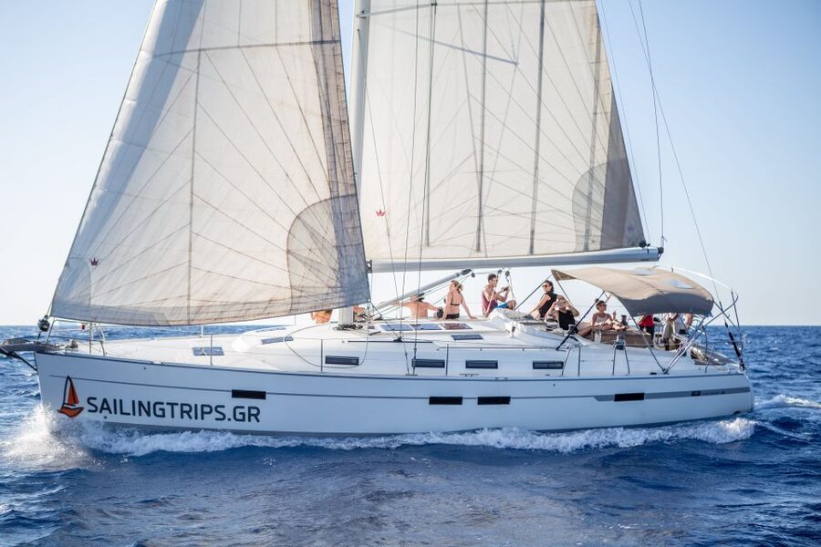 Heraklion: Private Half-Day Sailing Trip to Dia Island - Lunch, wine, and fruit on the water