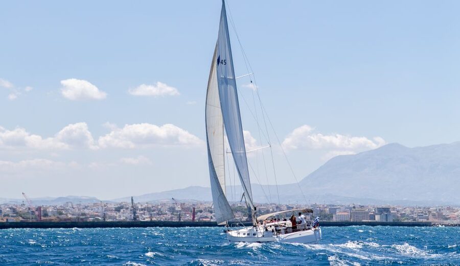 Heraklion: Private Half-Day Sailing Trip to Dia Island - Who will enjoy this Dia Island trip most?