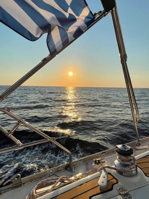 Heraklion: Sailing Cruise to Dia Island with Drinks and Meal - Should you book the Dia Island cruise?