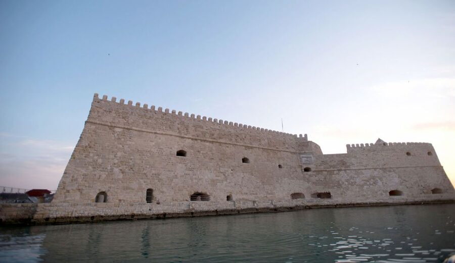 Heraklion: Small-Group Sailing Trip to Dia Island with Lunch - Two and a half hours for swimming, snorkeling, and lunch