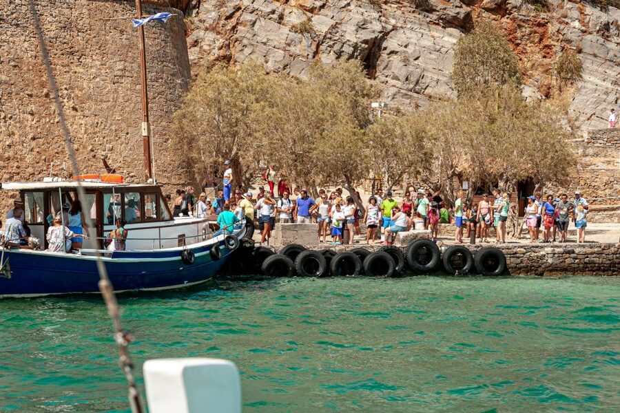 Heraklion: Spinalonga, Agios Nikolaos, Elounda & Plaka Tour - The ferry from Elounda to Spinalonga