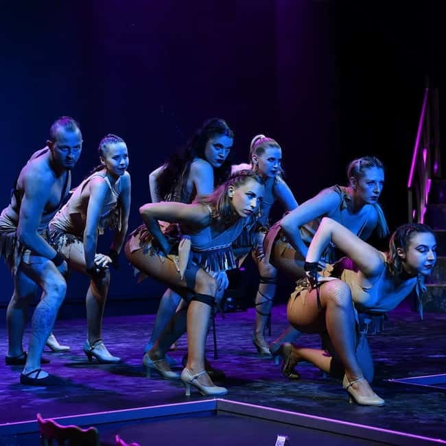 Hersonissos: Alar Spectacular Dinner Show - Entering a glamorous night in Hersonissos