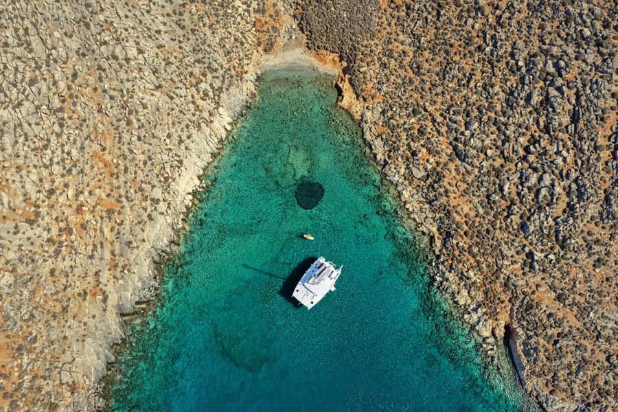 Hersonissos: Catamaran Sailing Trip to Dia Island with Lunch - Key points before you book